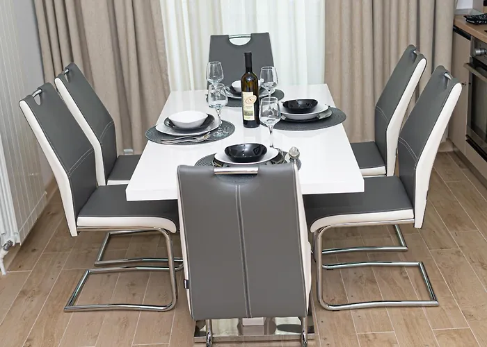 Cozy Infinity Pool & * ナボダリ